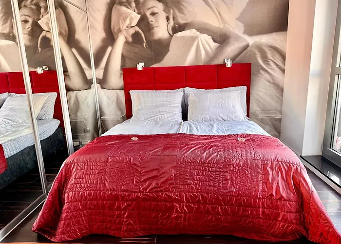 W Centrum 200 M Do Plazy *