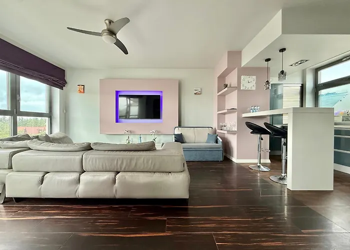 W Centrum 200 M Do Plazy